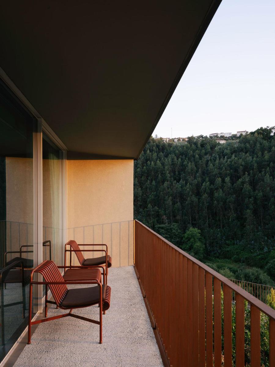 Uma varanda ou terraço em Octant Douro
