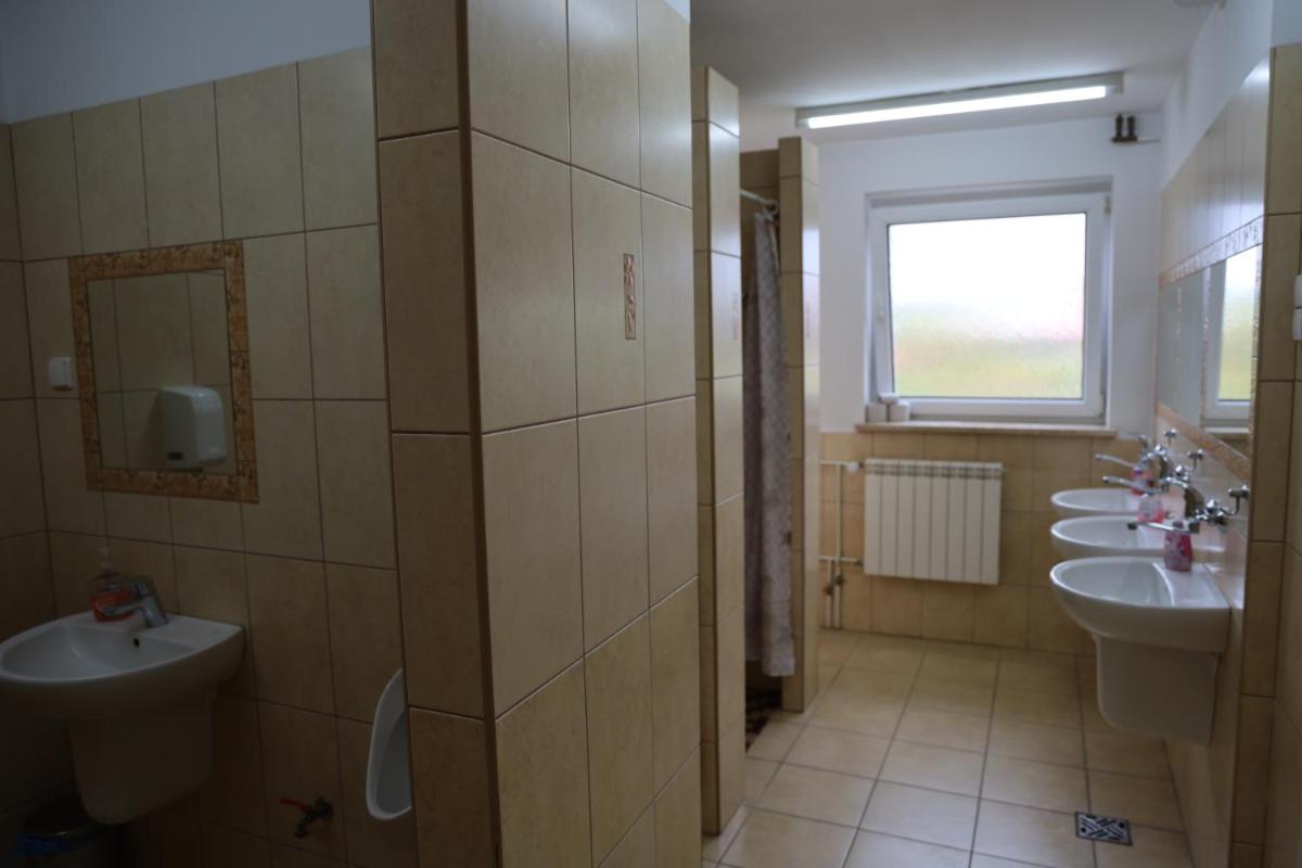 Szkolne Schronisko Młodzieżowe Morena - Housity