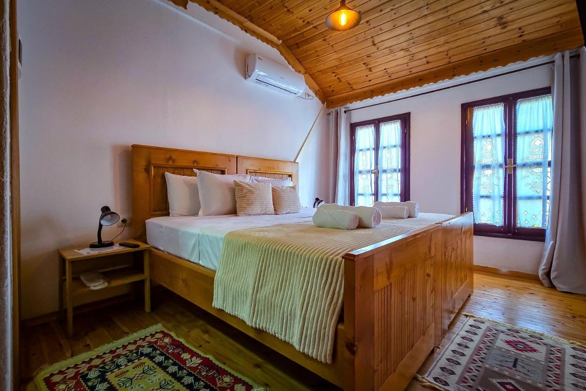 Porta7 Hotel - Housity