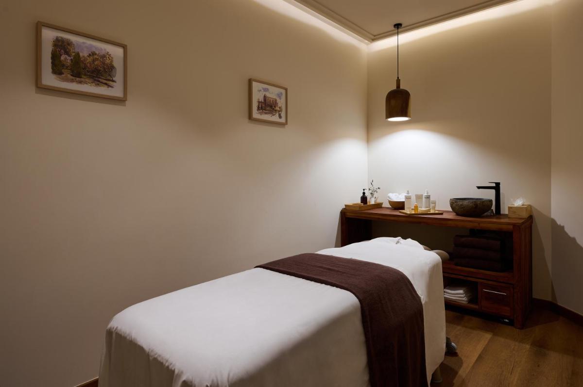 Cama o camas de una habitación en Zoetry Mallorca Wellness & Spa