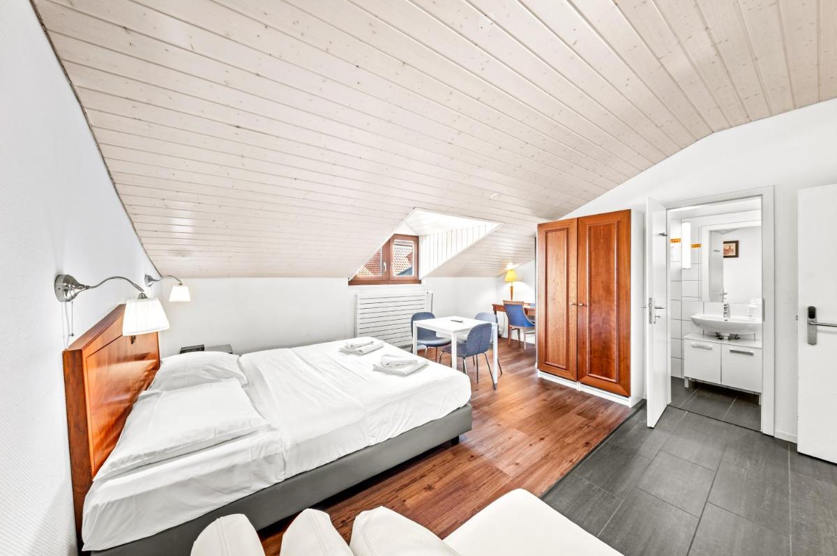 Hotel Hine Adon Fribourg - Housity