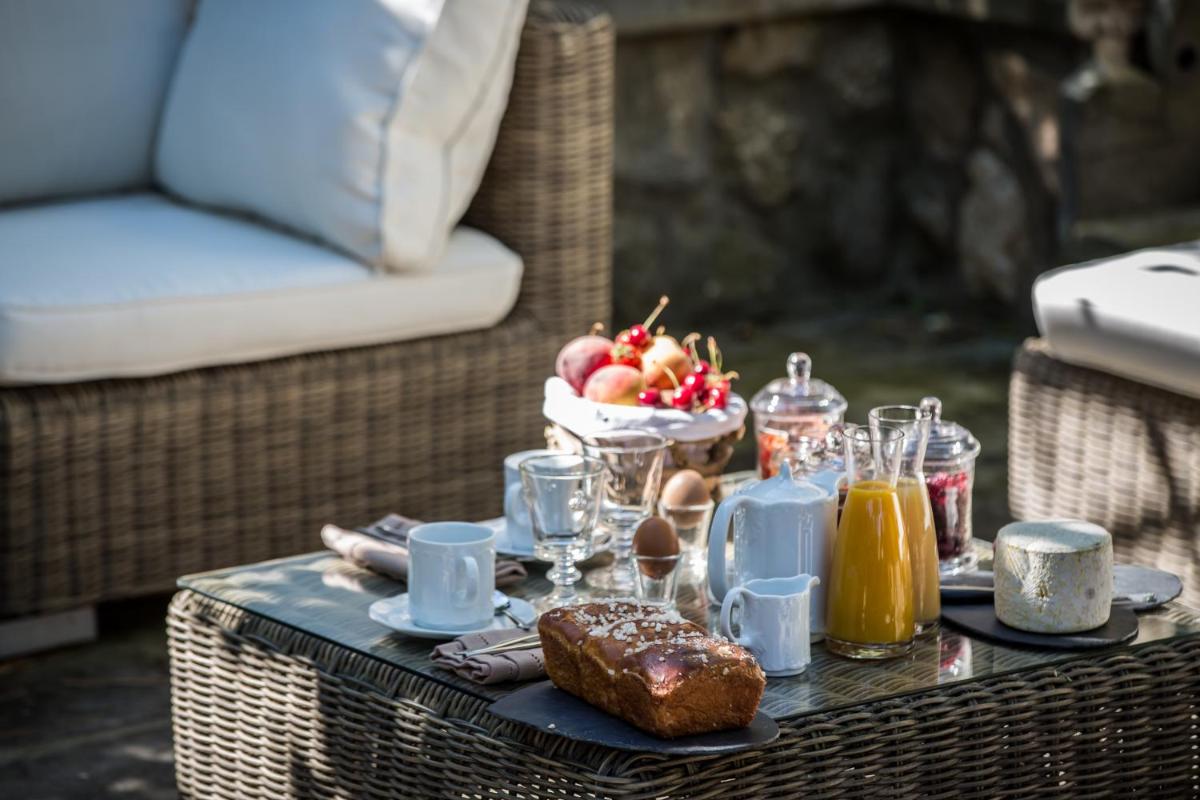 Nourriture dans l'hôtel ou à proximité