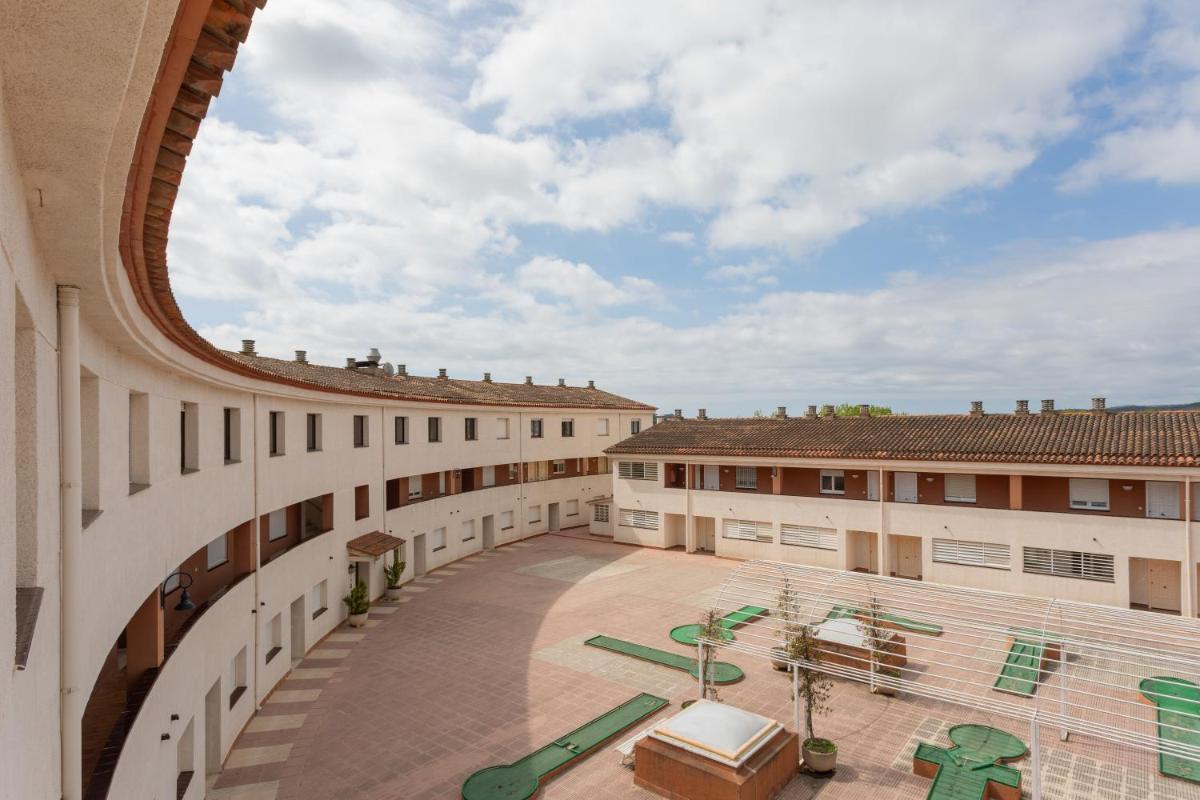 Residencial Super Stop Palafrugell - Housity