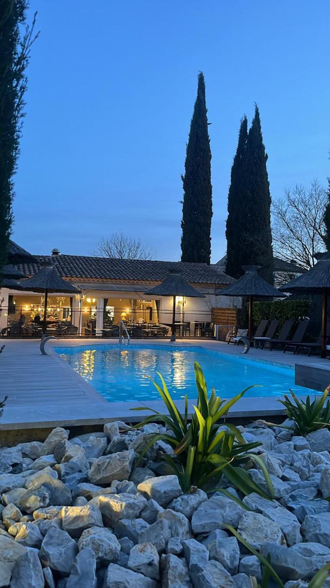 Hôtel Spa Les Alpes - Housity