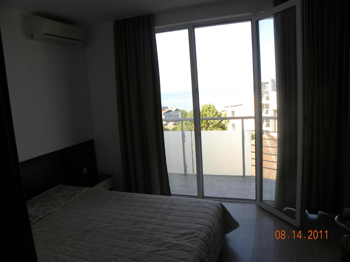 ApartComplex New Tawn - Housity