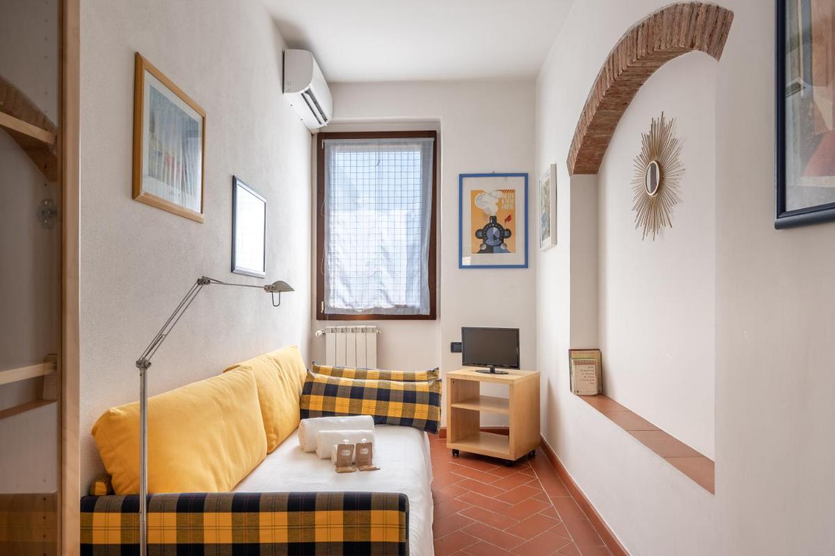 Borgo la Croce 1830 Heritage Apartment - Housity