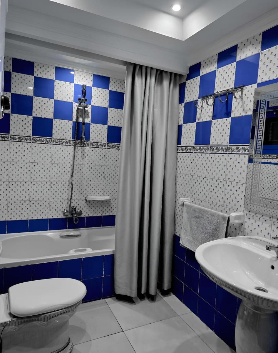 Comfy 2 Bedrooms Apartment in Cairo 83 - Hizvo