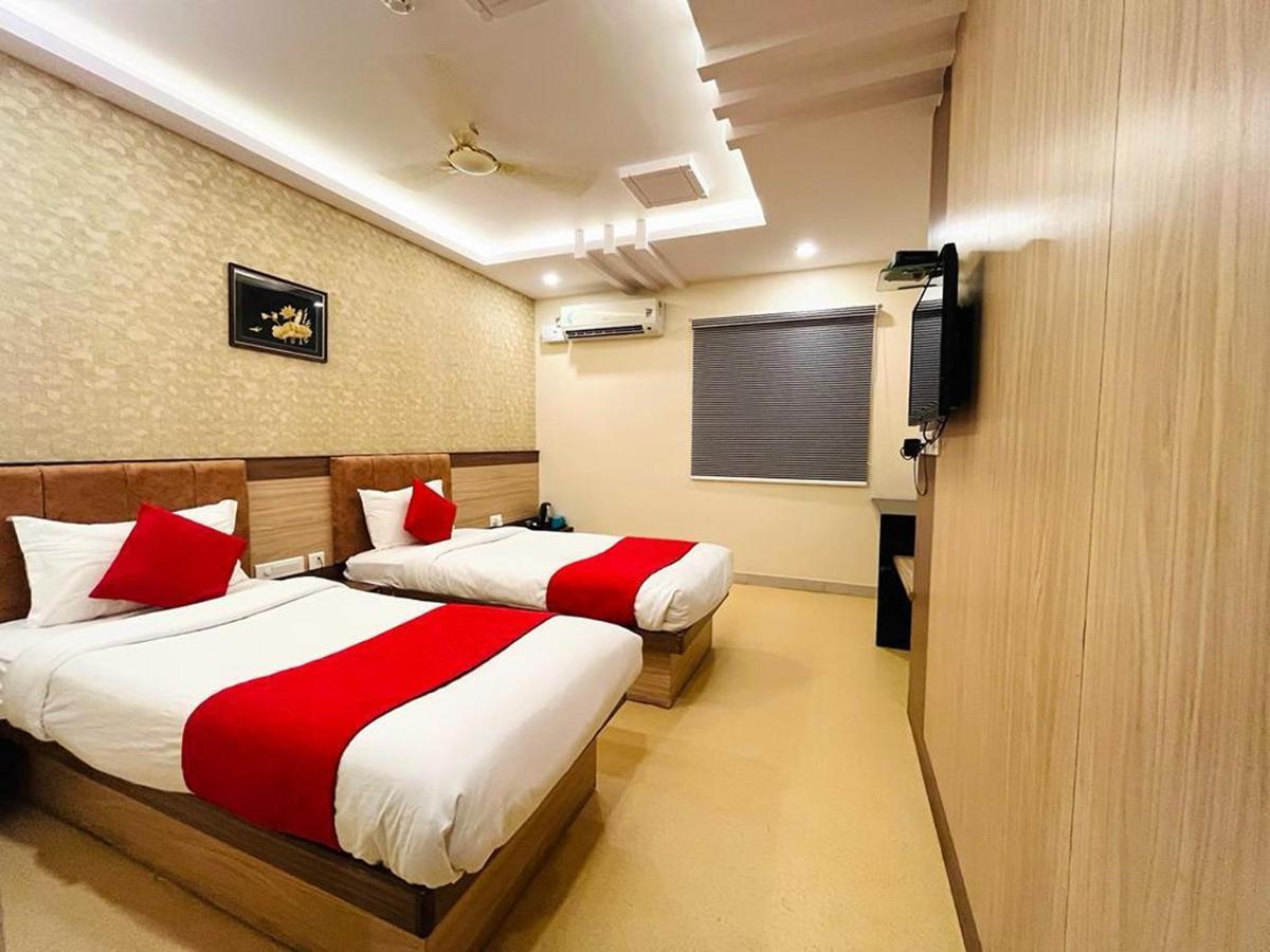 Hotel SM Deccan Park - Housity