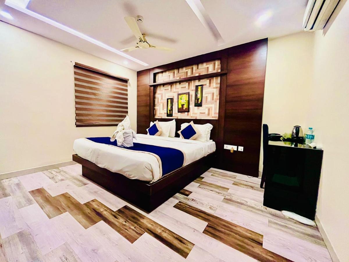 Hotel SM Deccan Park - Housity