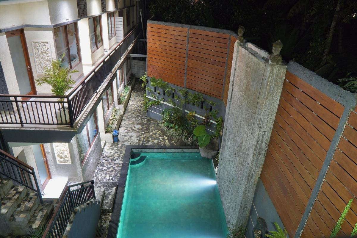 Giriya Amerta Hotel - Housity