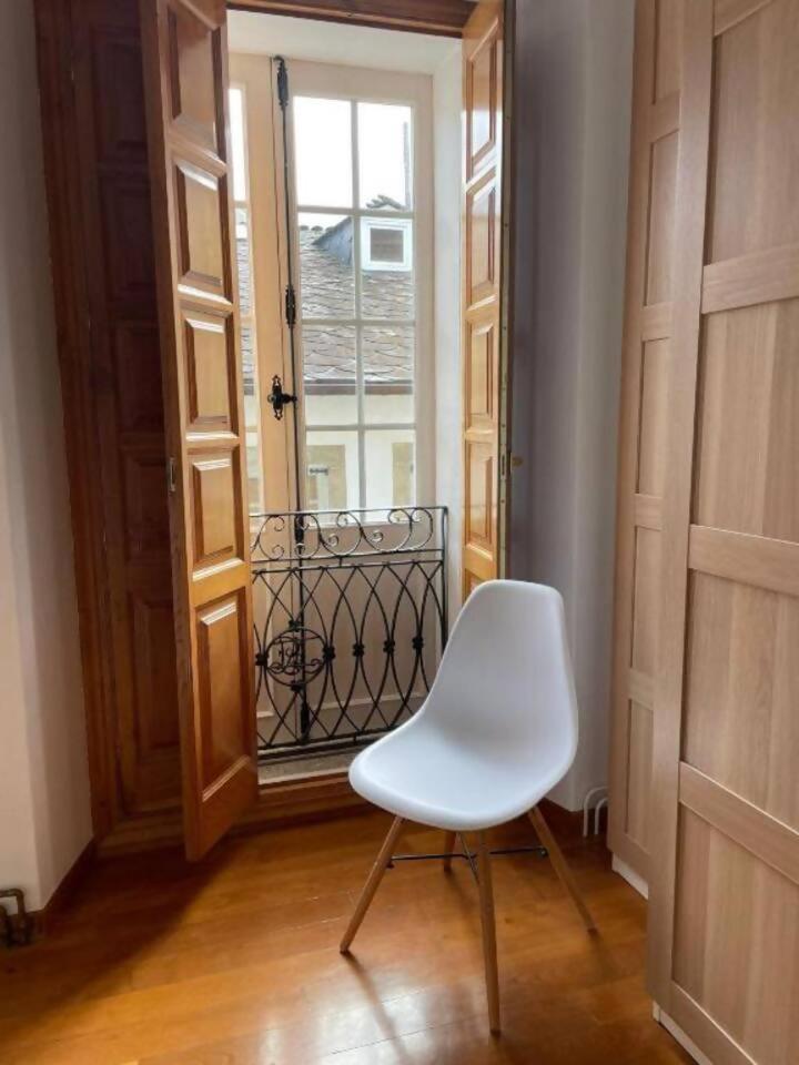 APARTAMENTOS SARMIENTO - Housity