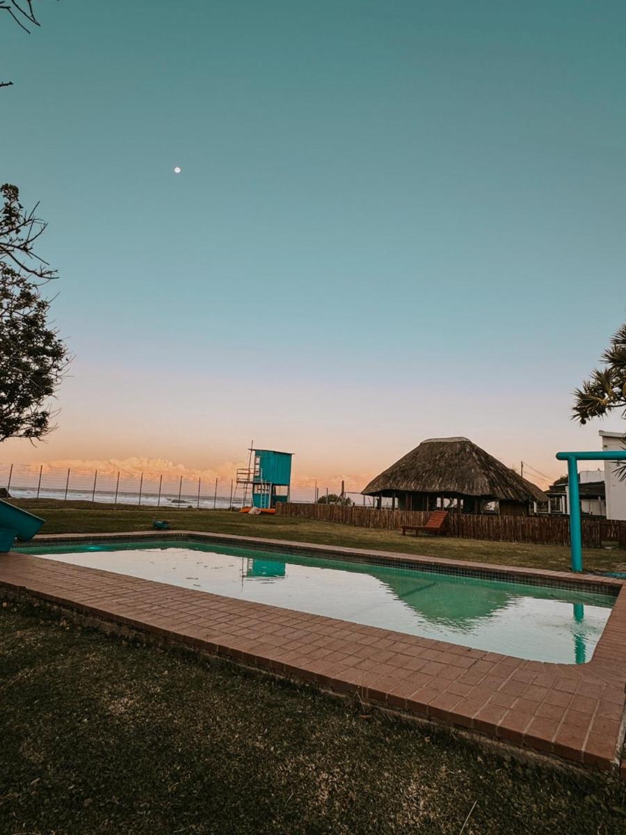 Wild Bay - Hole in the Wall Resort - Housity