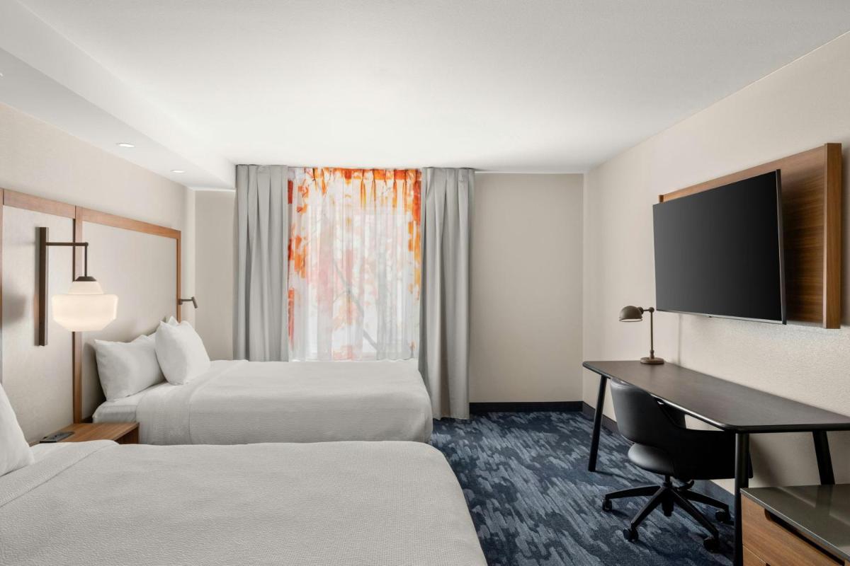 Fairfield Inn and Suites New Buffalo - Housity