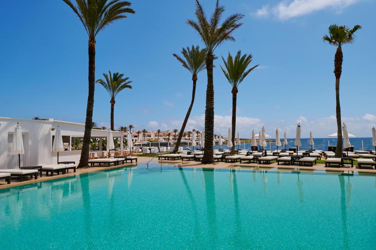 Piscina en o cerca de AluaSoul Menorca - Adults Only