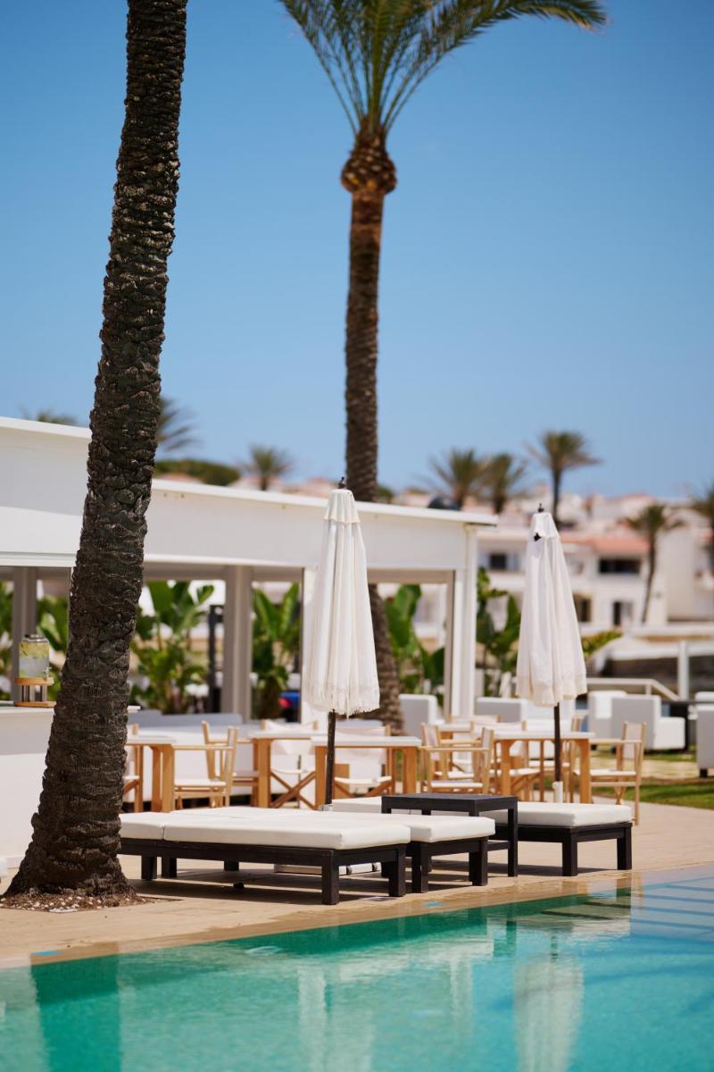 Piscina en o cerca de AluaSoul Menorca - Adults Only