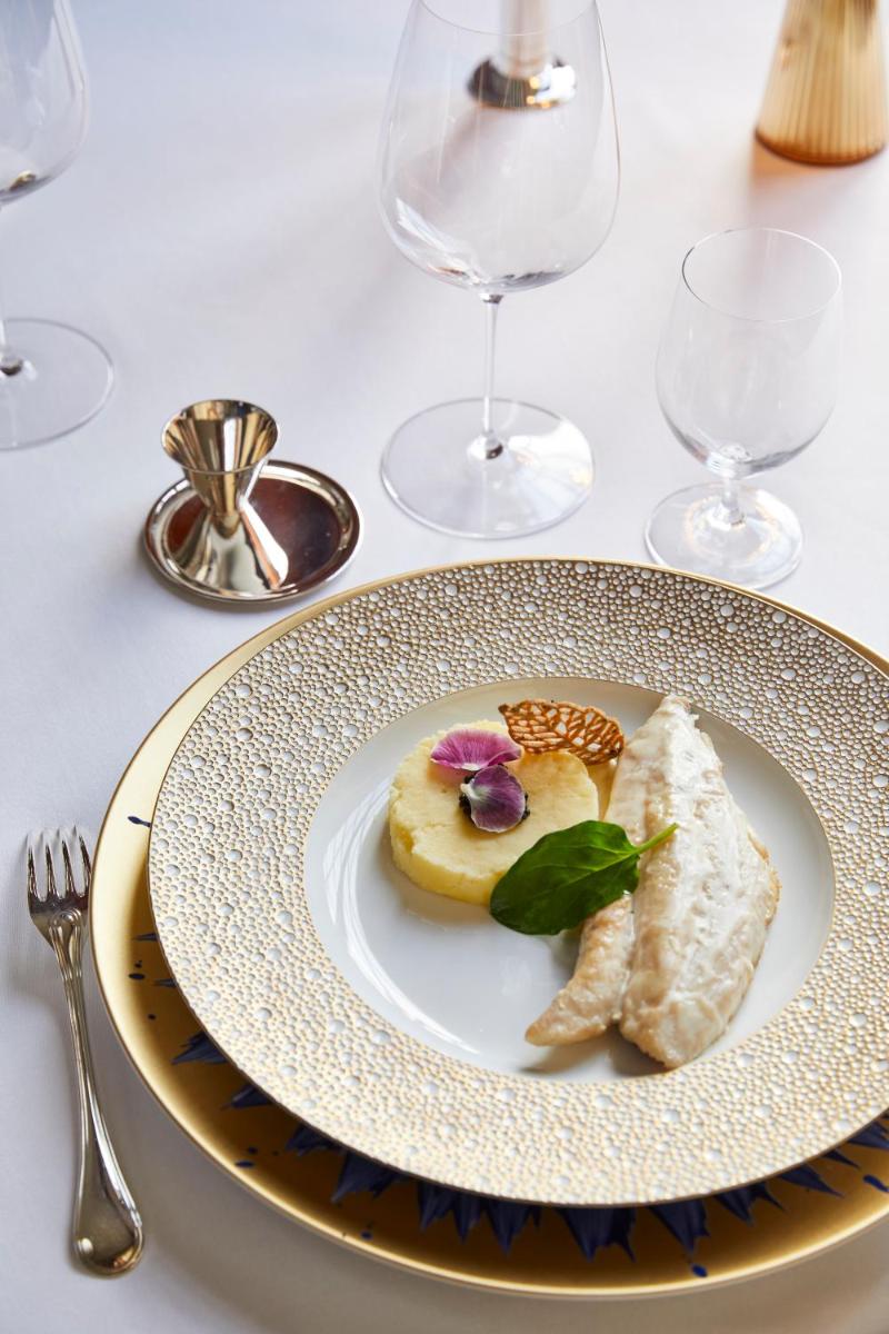 Hôtel 4 étoiles - Restaurants & Spa Périer Du Bignon - Housity