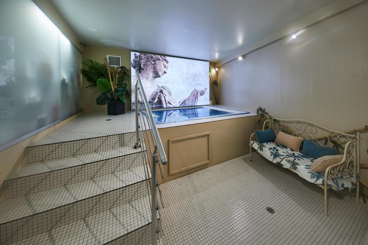 Photo de la galerie de l'établissement Hôtel 4 étoiles - Restaurants & Spa Périer Du Bignon, à Laval