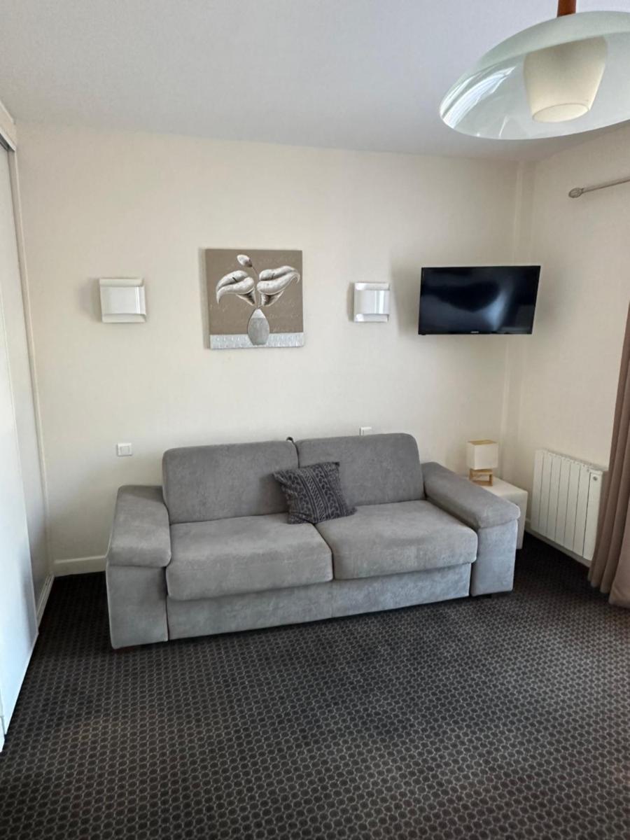 Square Hôtel - Housity