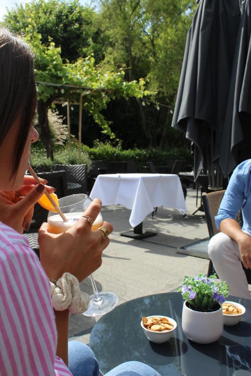 Nourriture dans l'hôtel ou à proximité