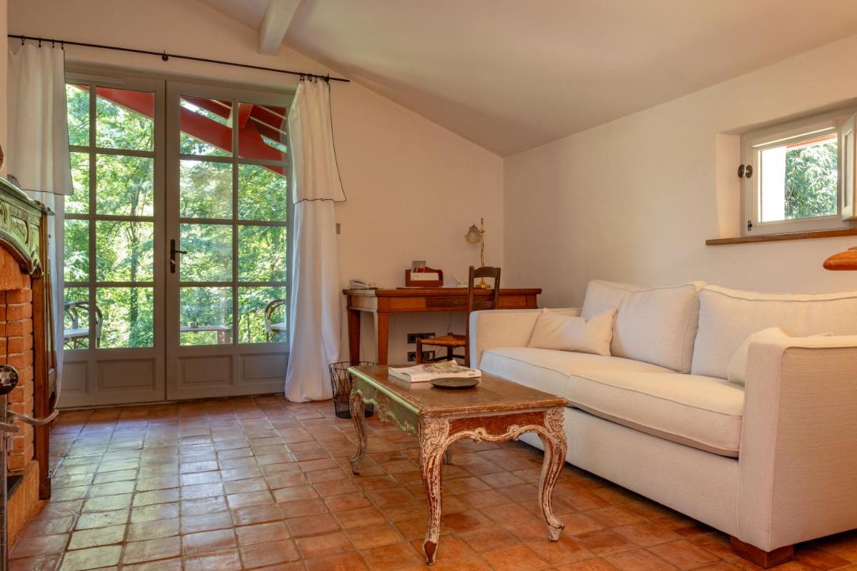 Coin salon dans l'établissement Auberge Ostapé