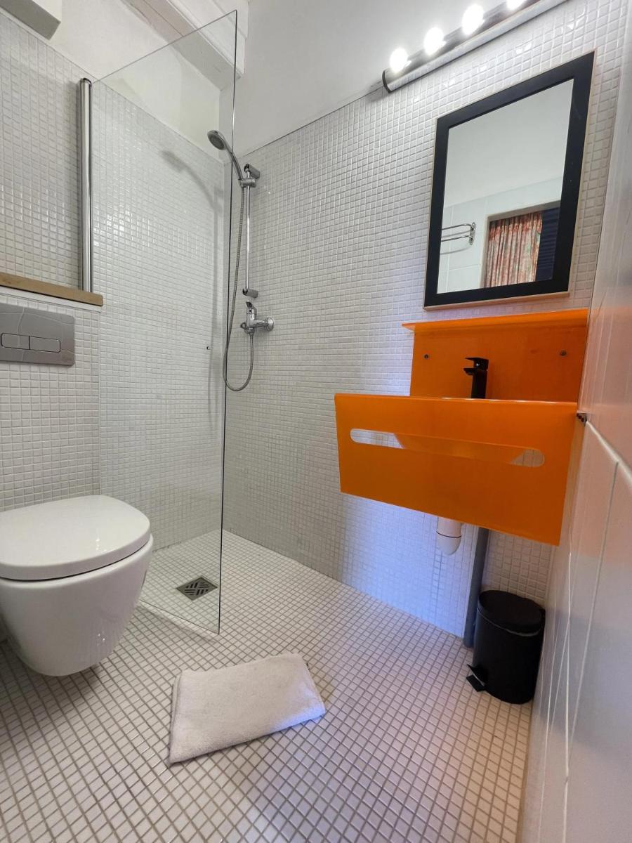 Manoir majestueux a Satillieu avec piscine privee - Housity