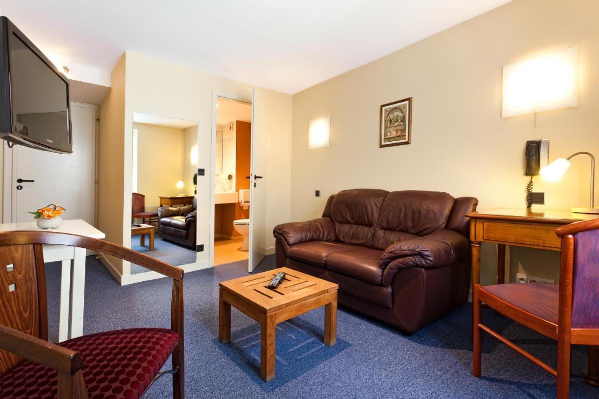 Hôtel Restaurant La Cigogne - Housity