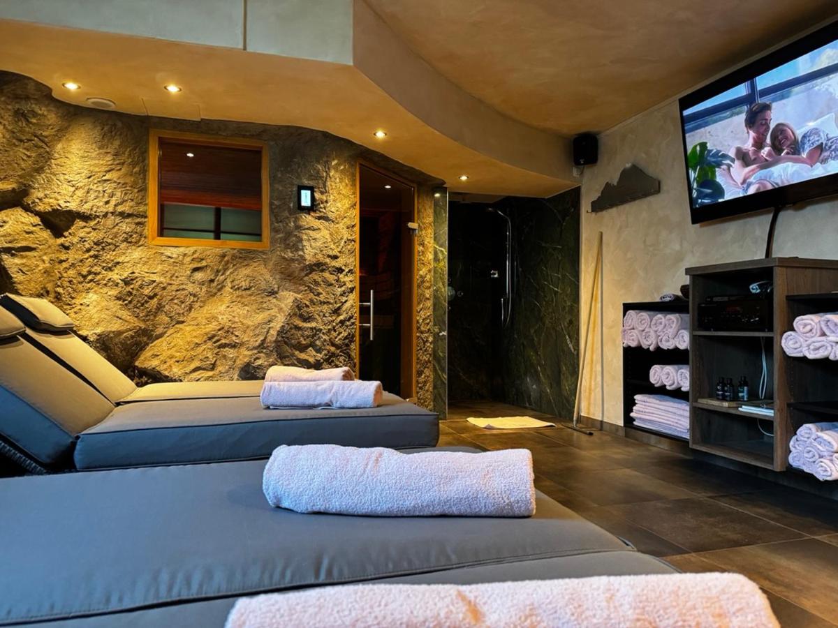 TV/Unterhaltungsangebot in der Unterkunft Alpenglühn Apartments - Adult Only