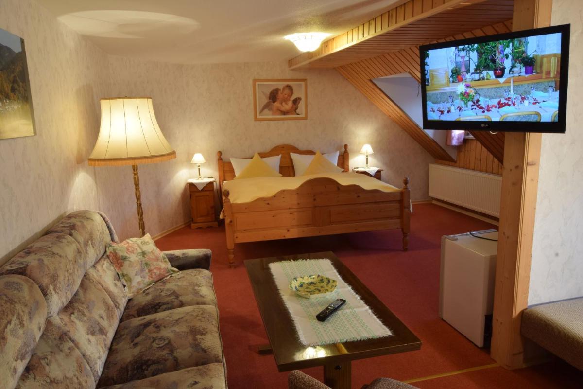 Hotel & Gasthof Garküche - Housity
