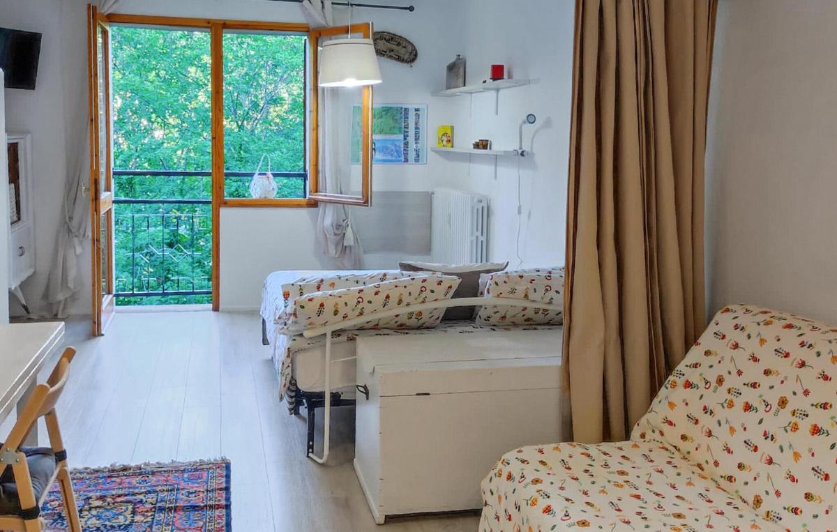 Stunning Apartment In Fiumalbo With Wifi - Housity