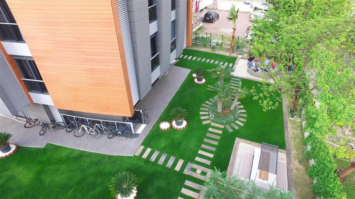 BMK Suites Apartments - Housity