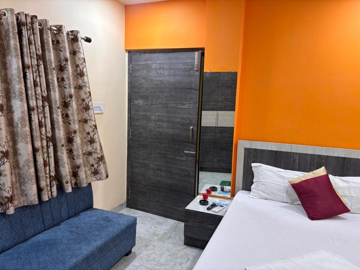 HOTEL MANORAMA PALACE - Housity