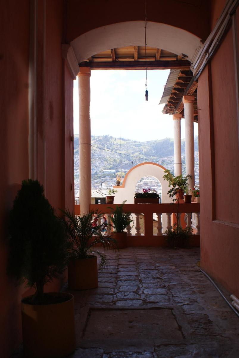 Casa Vista Hermosa Quito - Hizvo