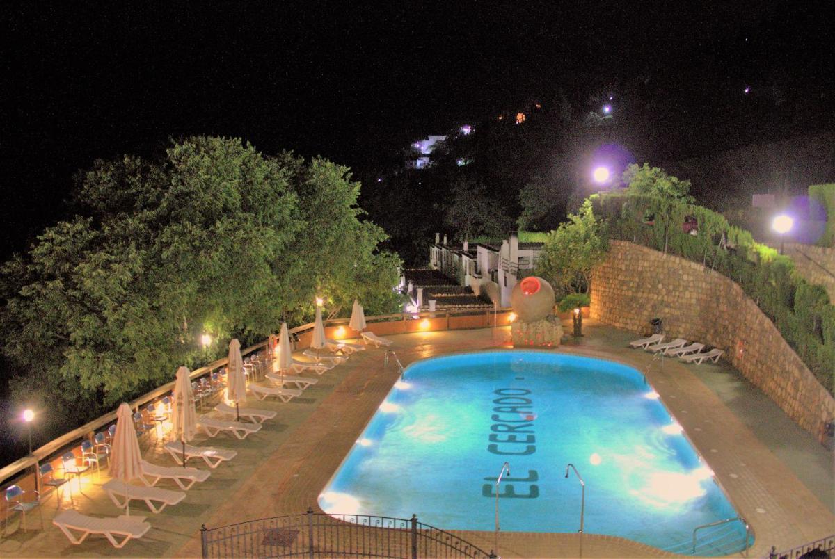 Piscina en o cerca de Turismo Rural & SPA El Cercado