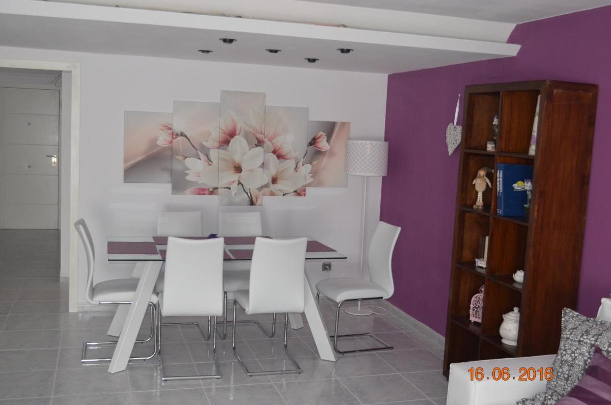 Sweet Caroline Apartment - Housity