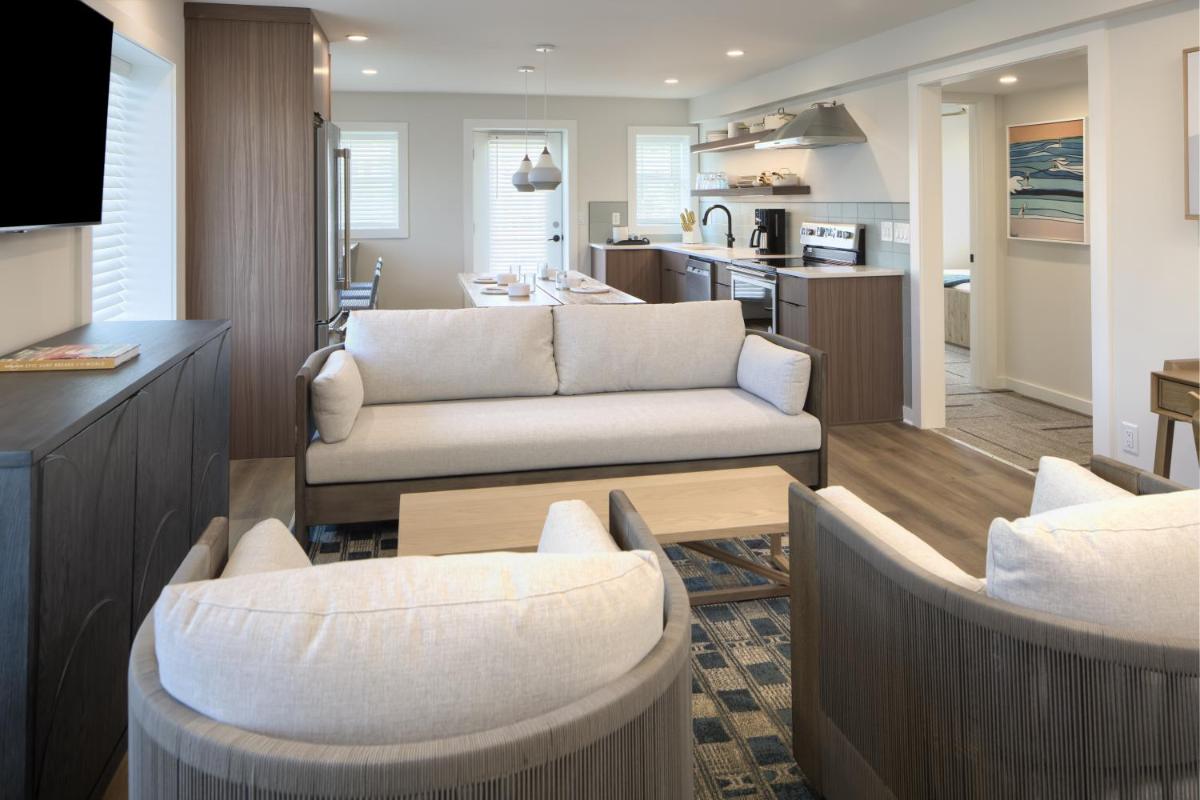 Oceaneer Hotel - Housity