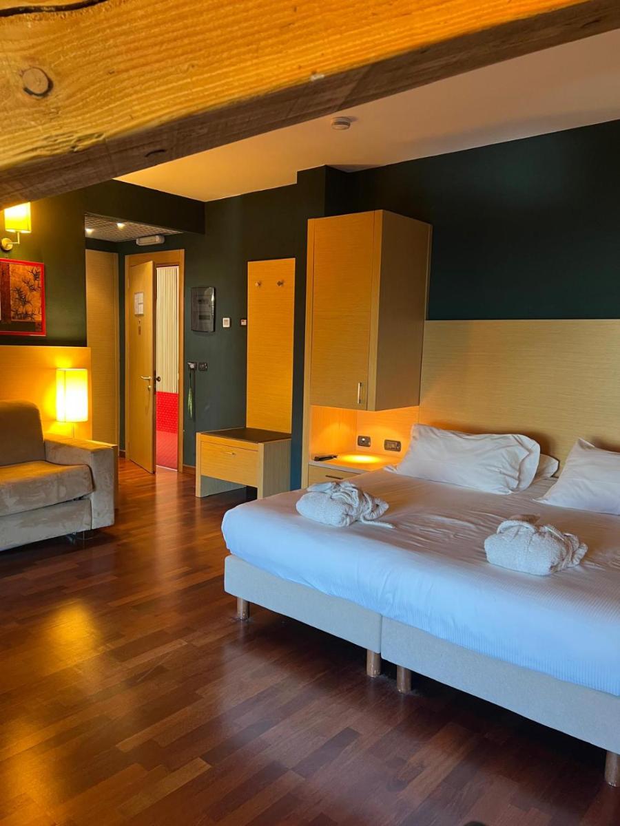 Savoia Resort - Housity