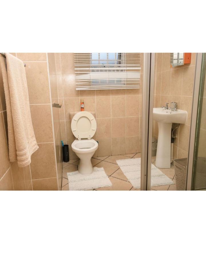 Mbuso Guest House - Housity