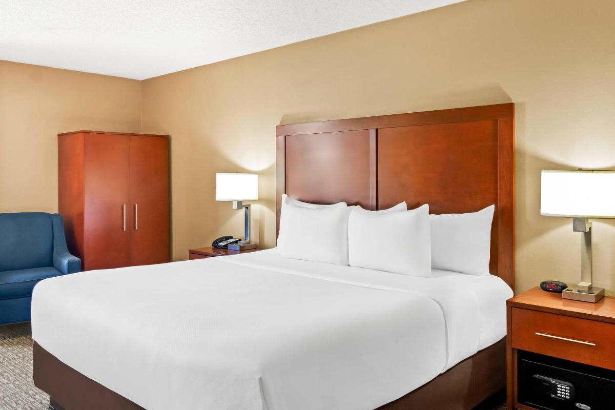 Comfort Inn Santa Fe South - Housity