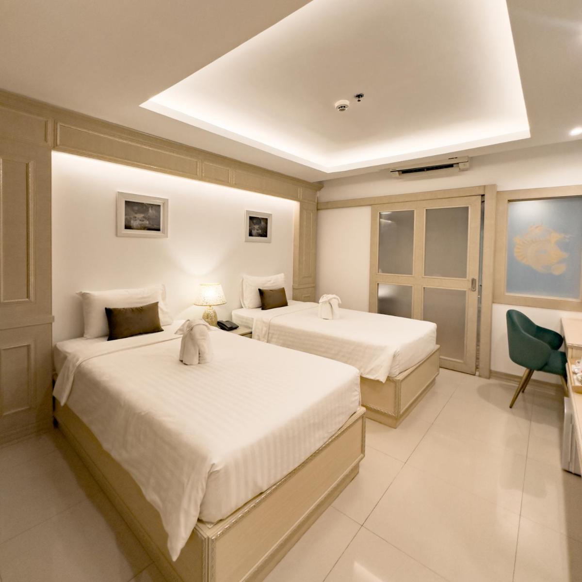 Golden Empire Suvarnabhumi Hotel - Housity