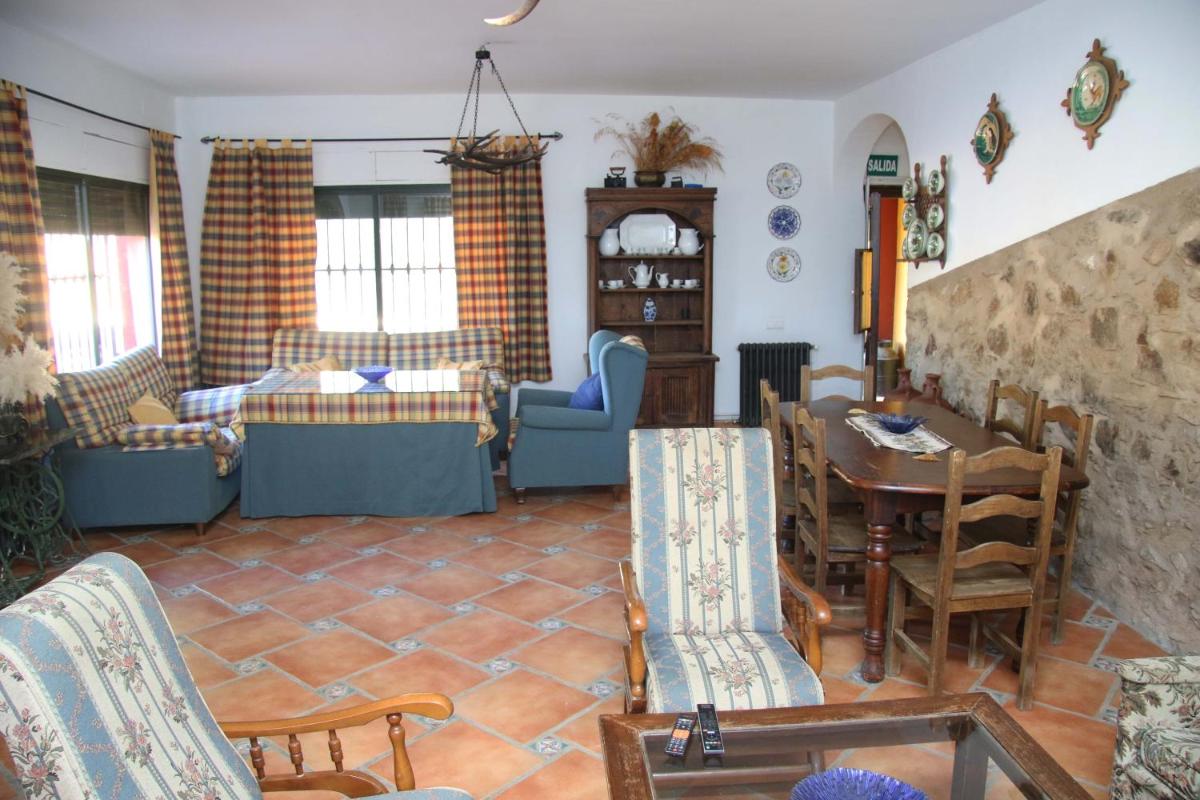 Casa Rural Arroyo de los Álamos - Housity