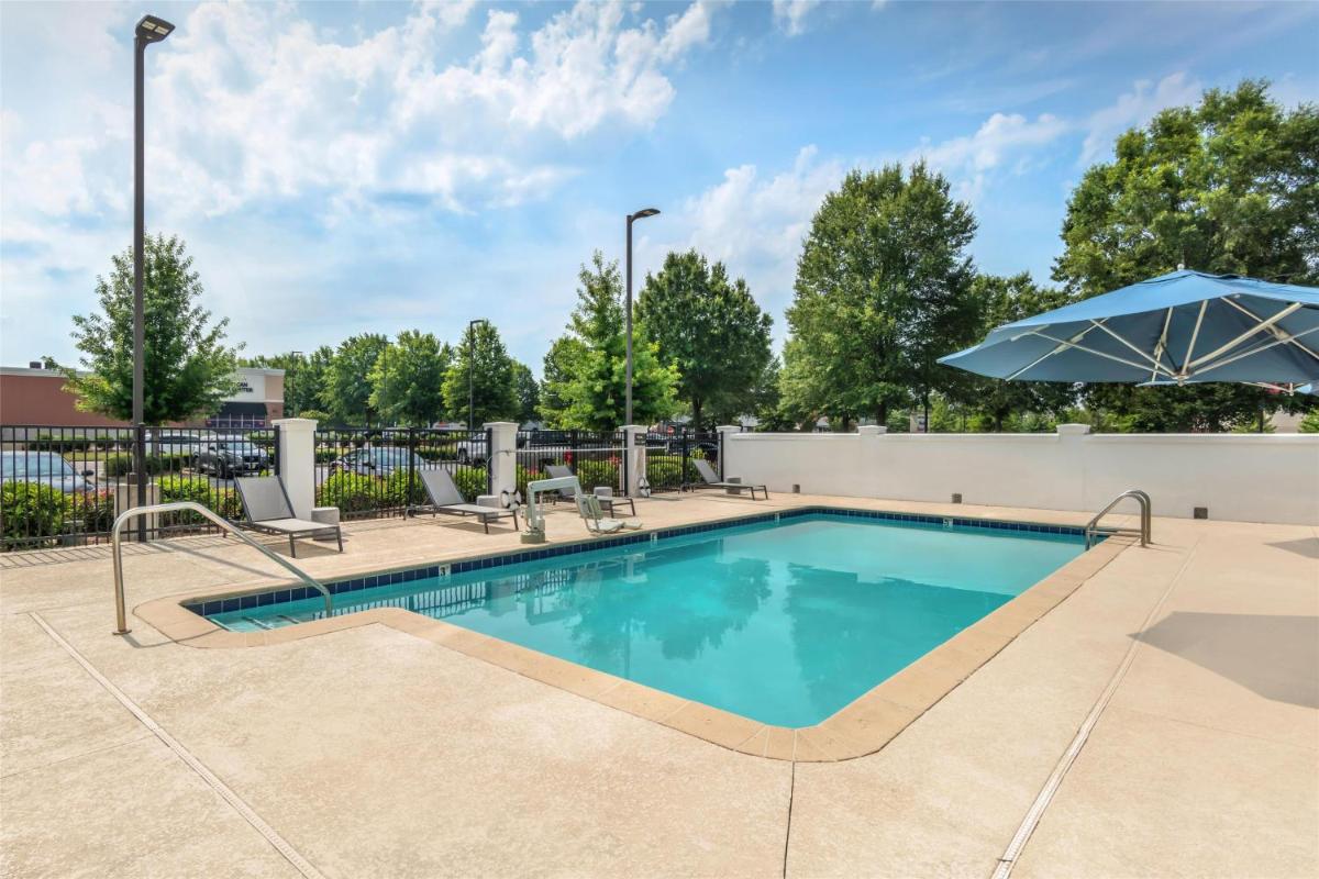 Hilton Garden Inn Montgomery - EastChase - Housity