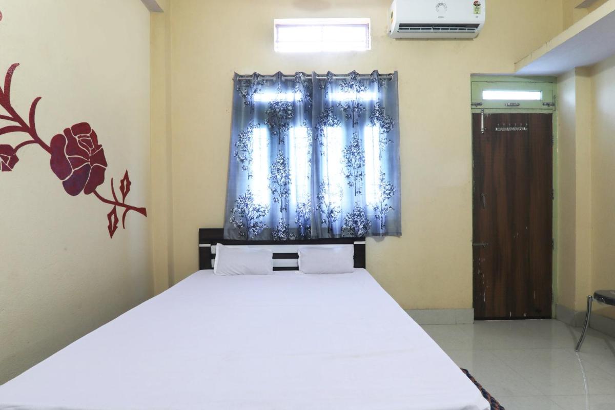 OYO Hotel OM Guest House - Housity