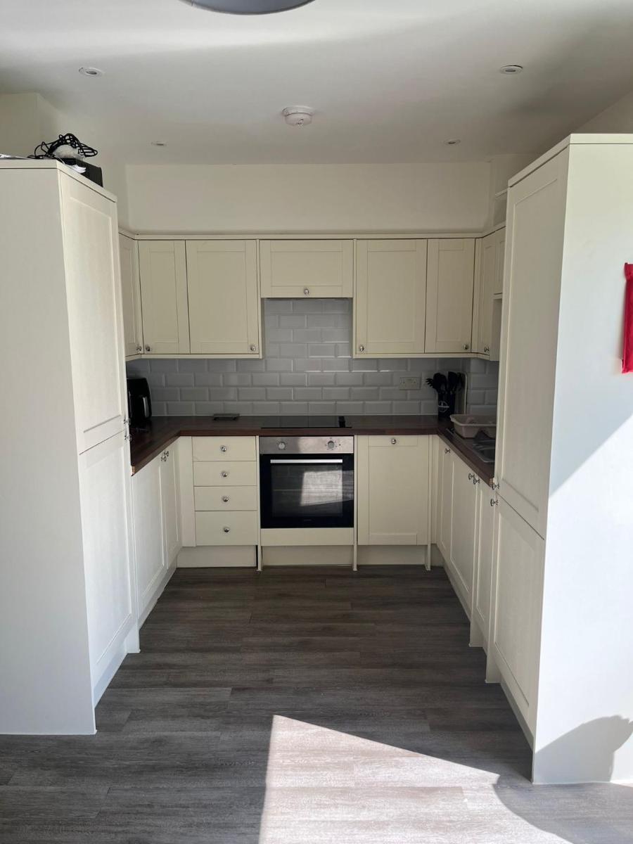 Seaview House with Sea View Brand New- 3 Bedrooms - Harwich, Dovercourt - Housity