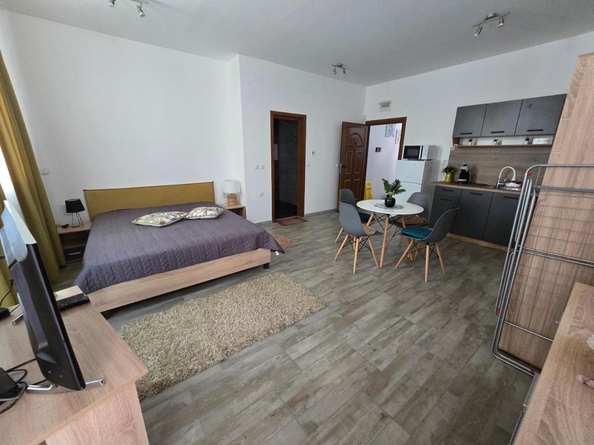 Бутикови апартаменти Емона - Housity