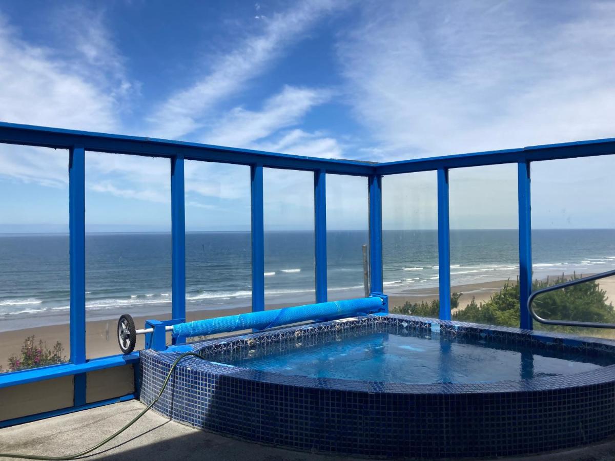 Seahorse Oceanfront Lodge - Housity