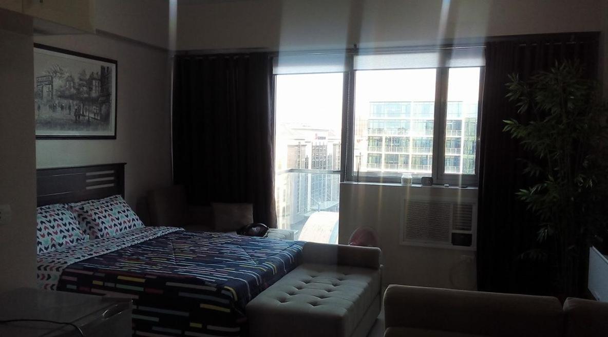 One Palm Tree Villa CC9N - Housity
