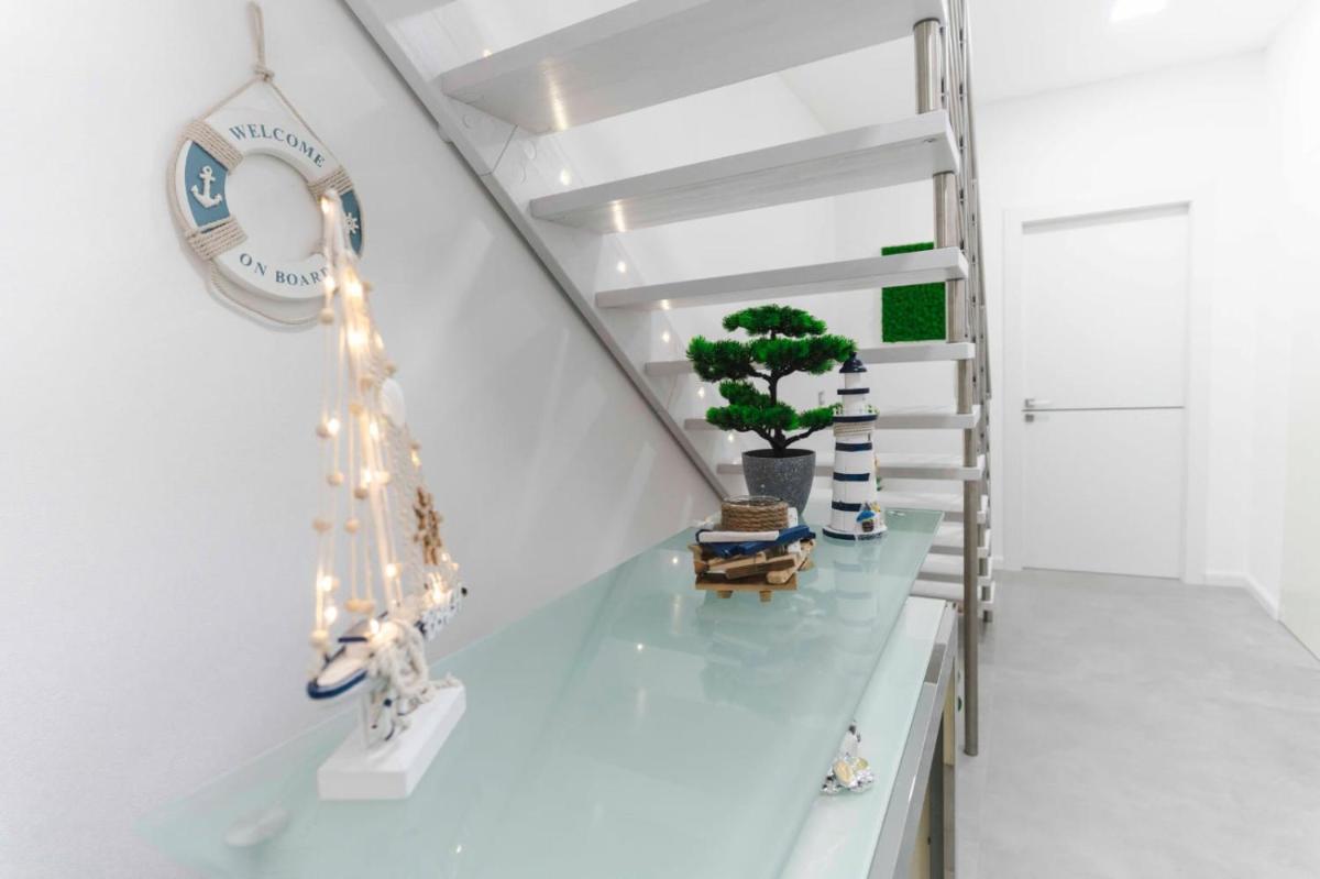Dimora Riente Luxury Rooms - Housity