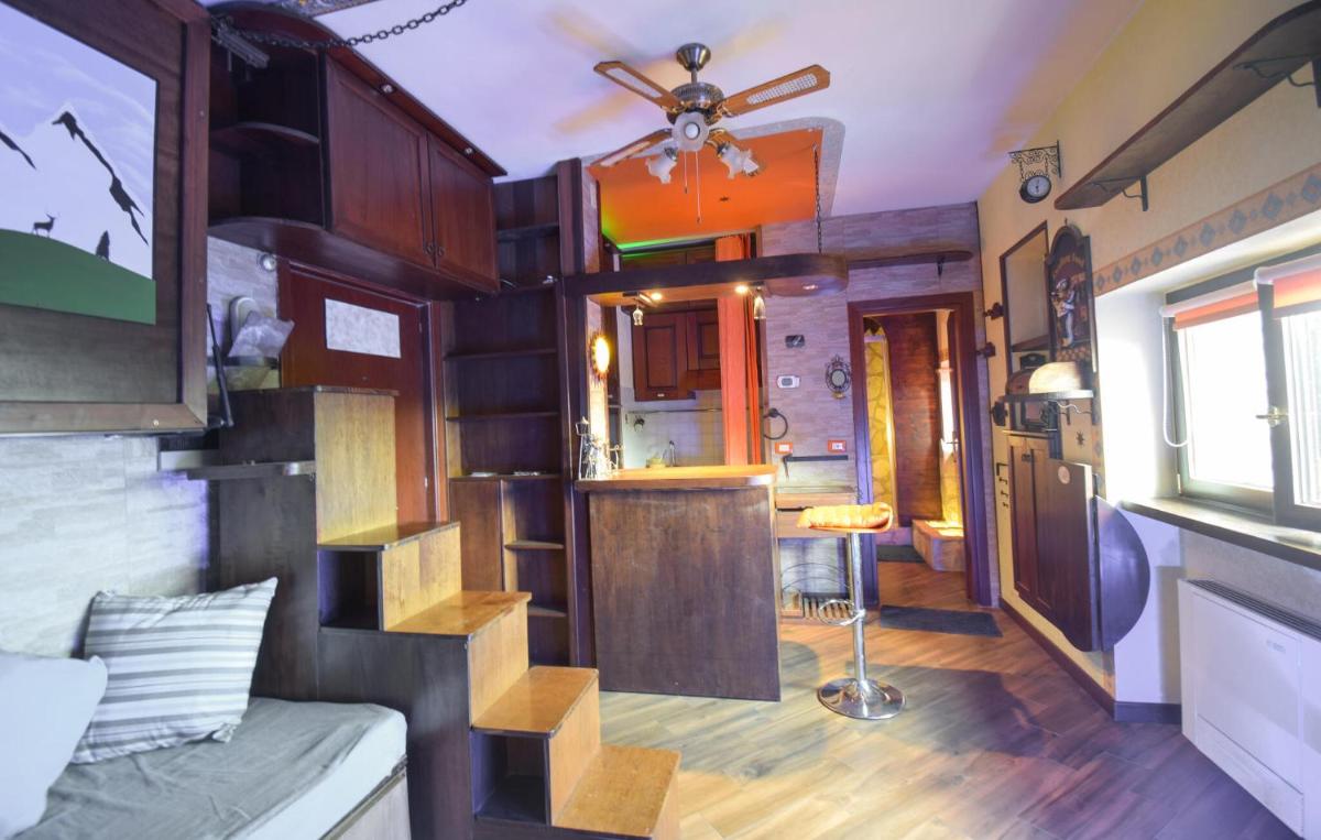 Lovely Apartment In Micigliano - Housity