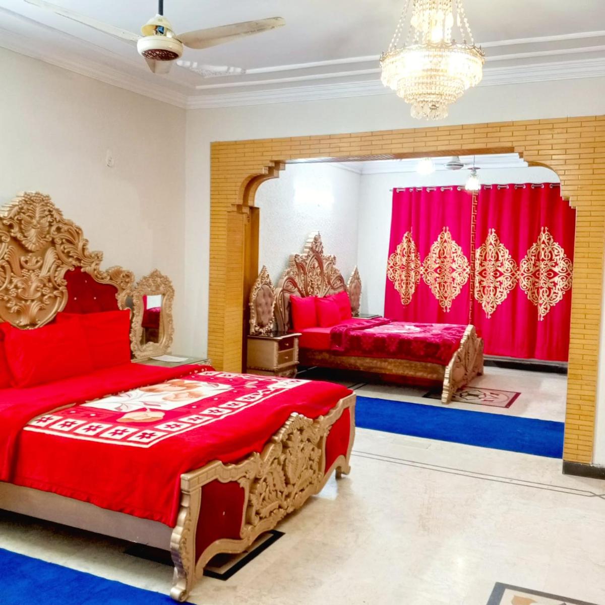 Sky Rose Guest House - Housity