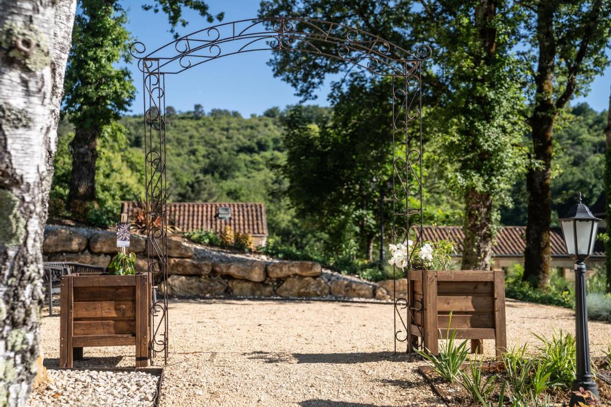 Jardin de l'établissement La Perle de Domme